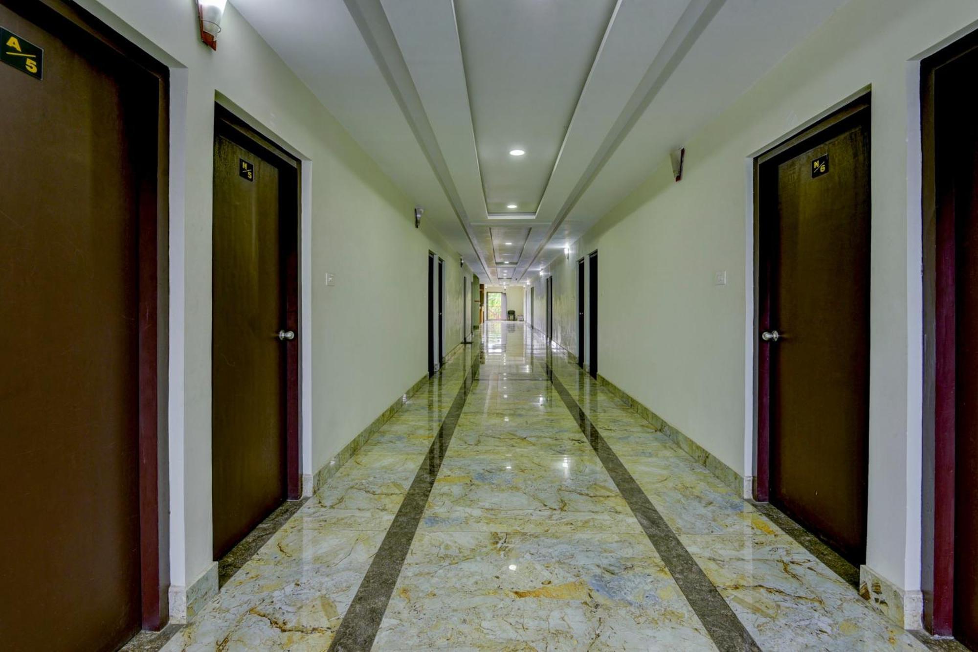 Hotel O Royal Tower Lodge Etakkare Exterior photo